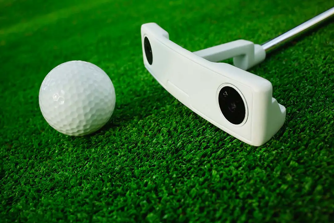 How to Hold Your Golf Putter Secrets of a Great Putter • On The Golf Green