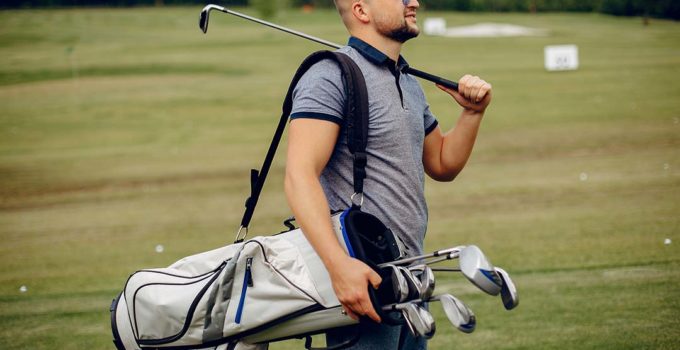 How to Use Golf Bag Shoulder Strap