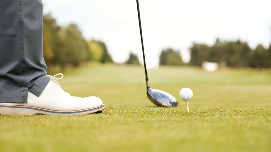 Why Wear Golf Shoes | For Improved Performance • On The Golf Green